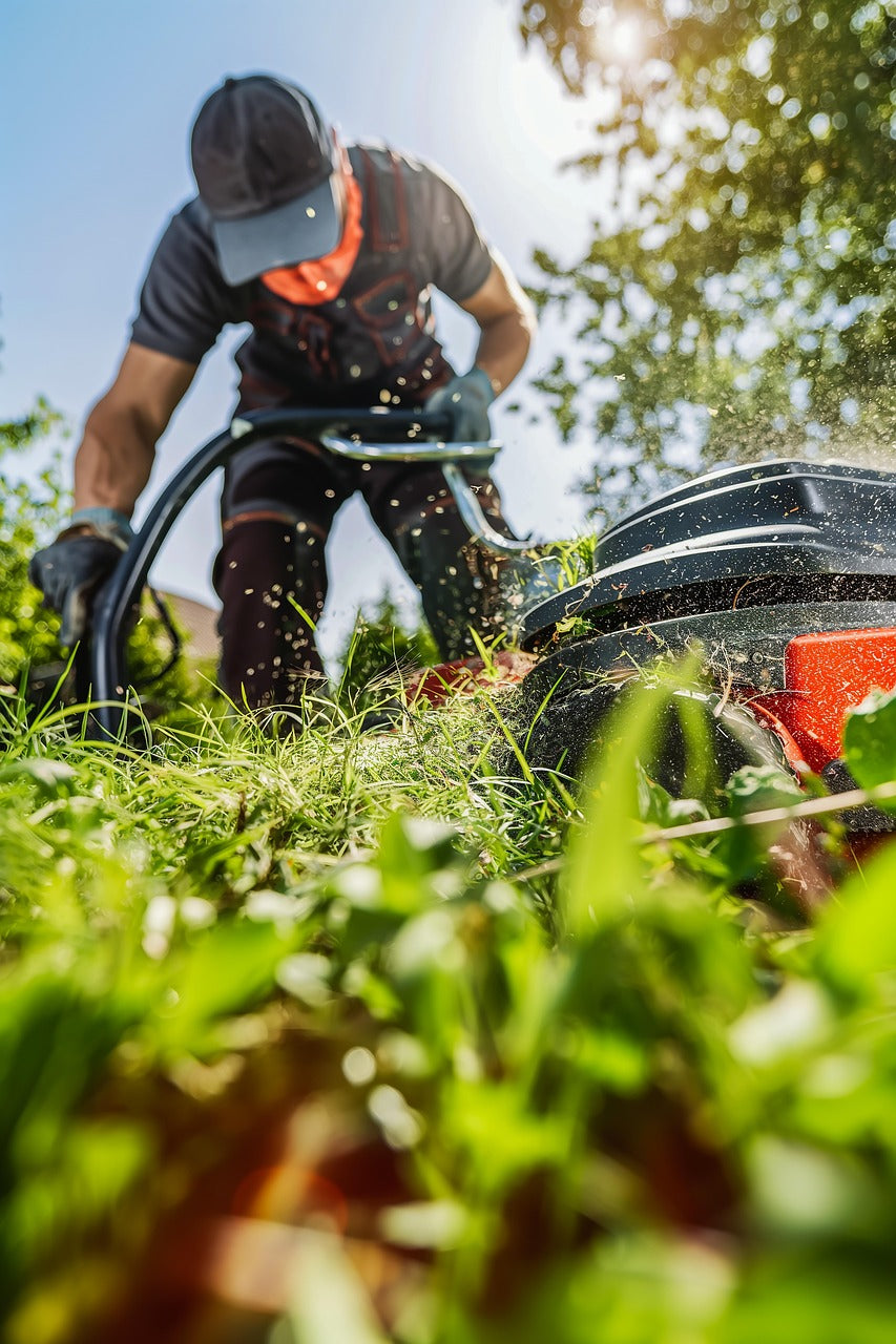 Does It Matter Which Battery You Use in a Lawn Mower