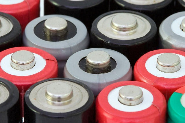 Why AA and AAA Batteries Share the Same Voltage