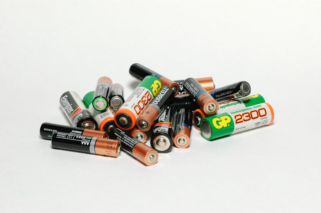 Comparison of Alkaline AA and Lithium AA Batteries