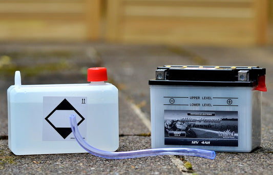 Can I Use 8 Volt Batteries in a 6 Volt Golf Cart