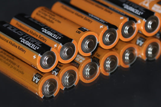 Which Battery Has the Longest Lifespan in a Flashlight