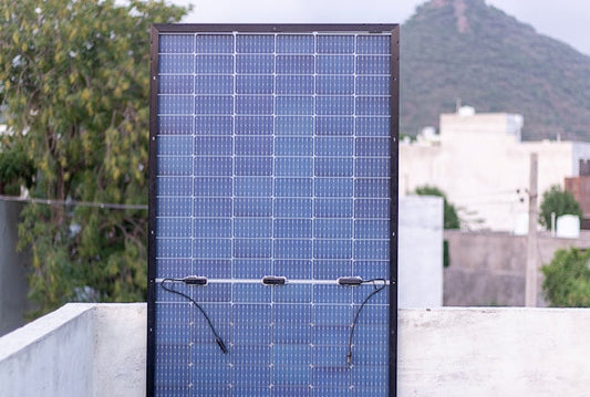 What Is Plug-In Solar? A Complete Guide to 120V Plug-and-Play Solar Panels