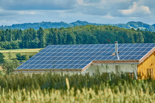 how many solar panels do you need to generate 15kwh daily