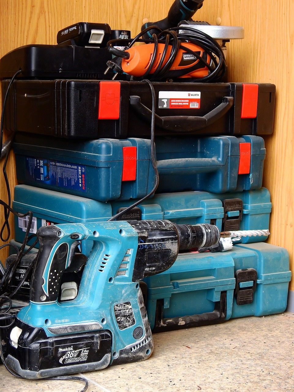 Group 27 and Group 24 Batteries What Are the Key Differences