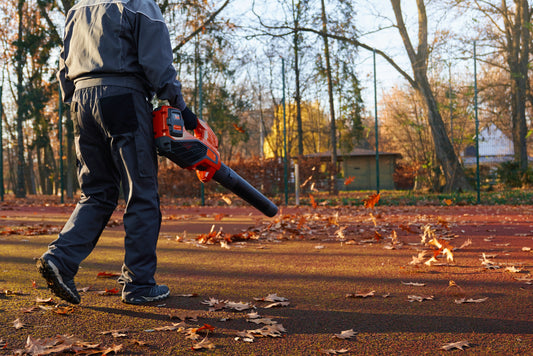 How Long Will a 24 Volt Battery Power a Leaf Blower