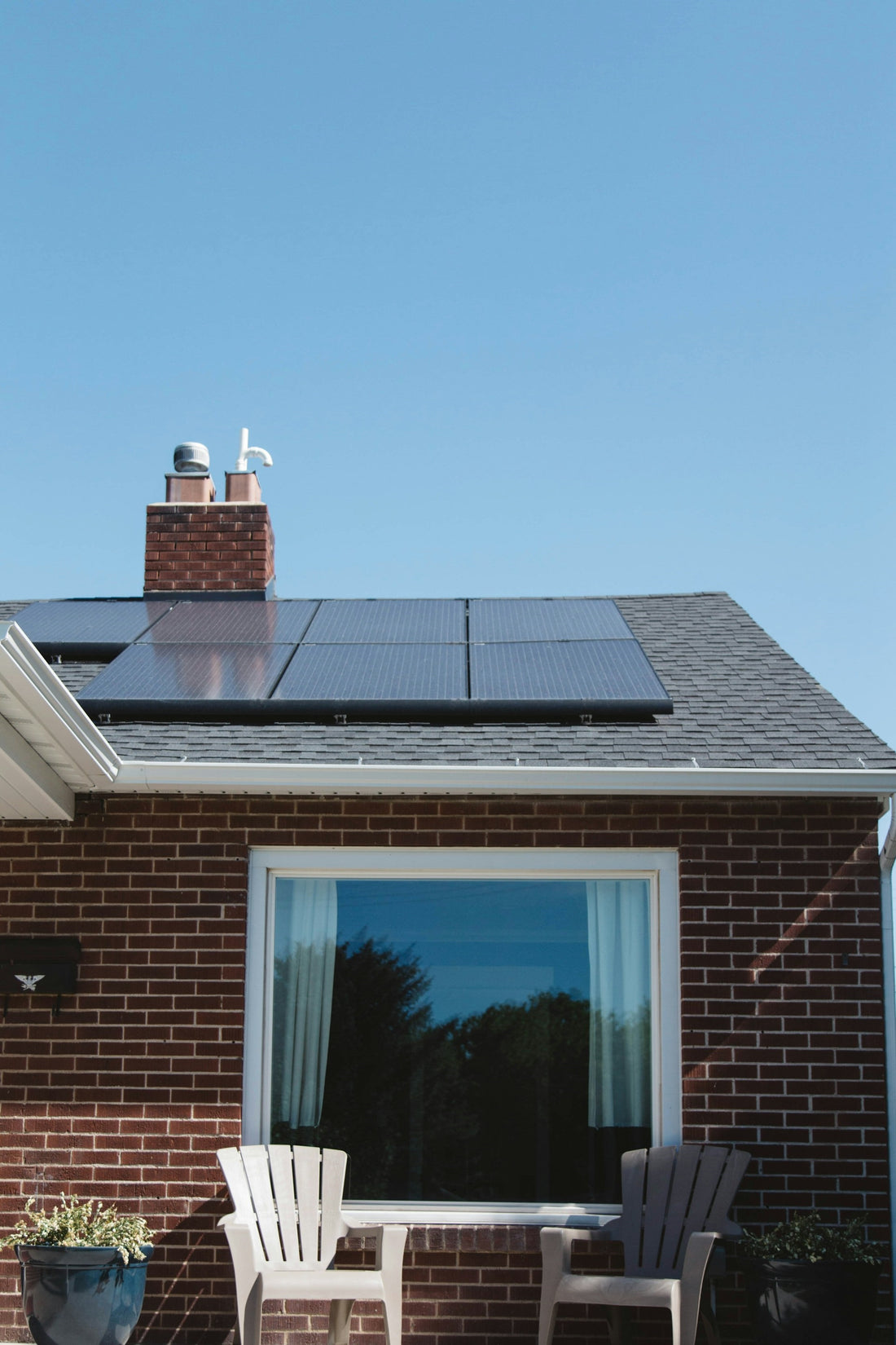 How to Calculate the Number of Solar Panels Needed to Go Off Grid